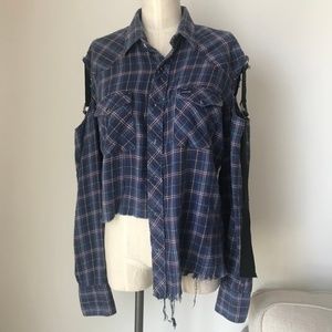 [LF] Furst of a Kind Wrangler Distressed Plaid Top